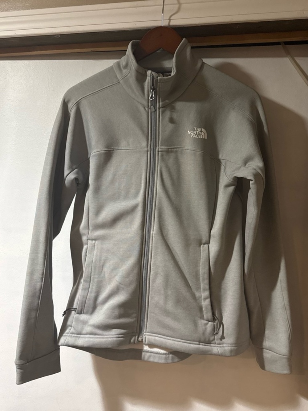 The North Face Heather Light Gray Women's Fleece Jacket